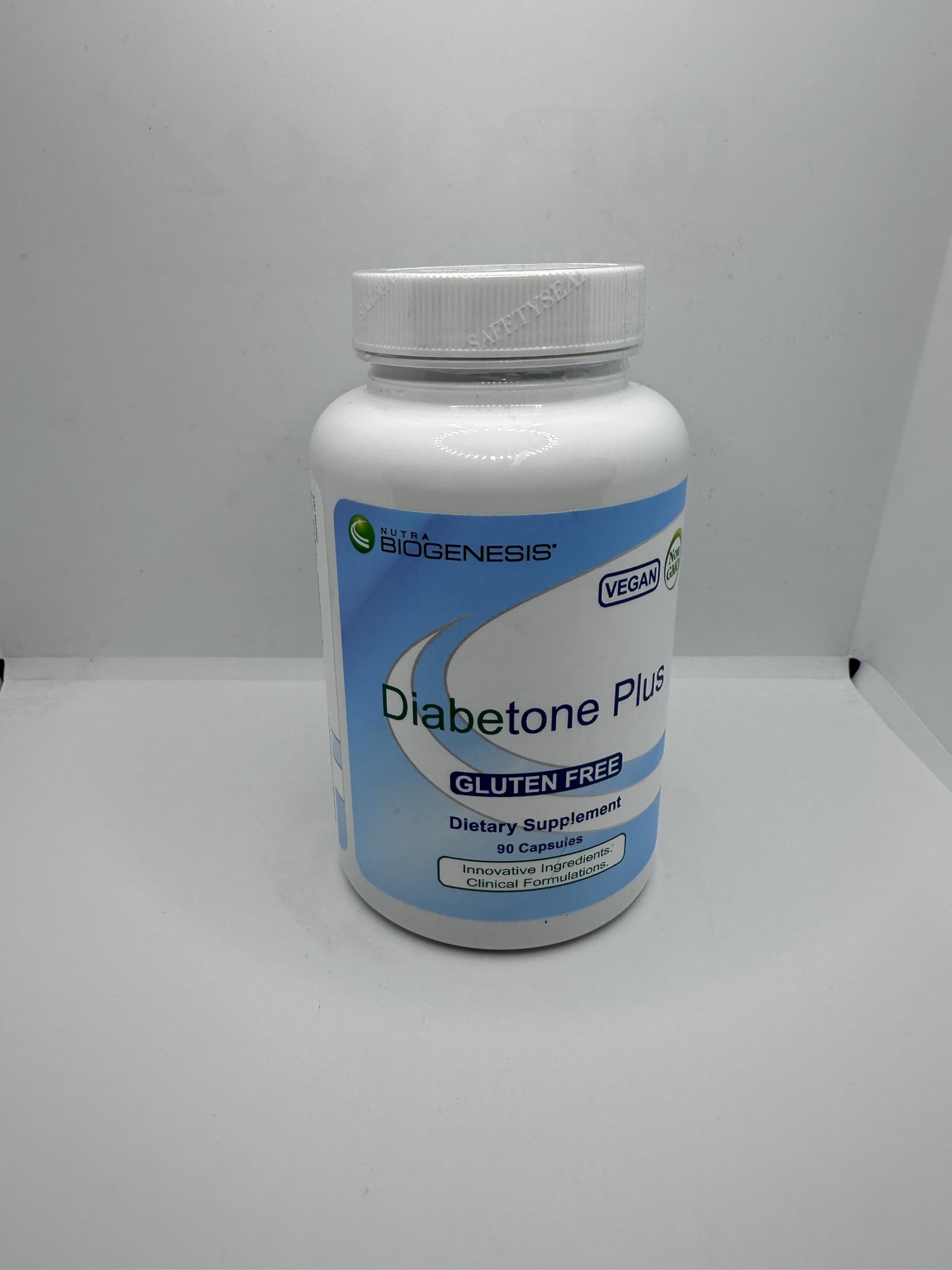 Nutra Biogenesis Diabetone Plus daily-use bottle demonstrates three-capsule serving.