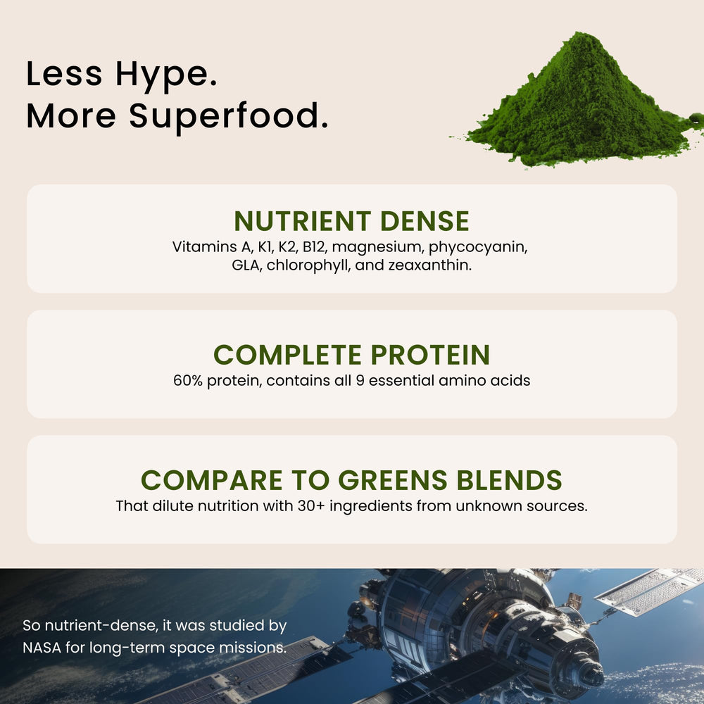 Nutrex Hawaii Spirulina Superfood scoop ready for precise portions