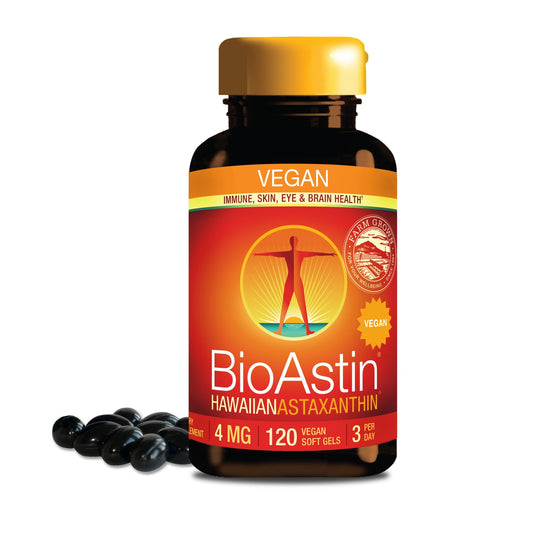 Nutrex Hawaii BioAstin vegan bottle front view for daily antioxidant support.