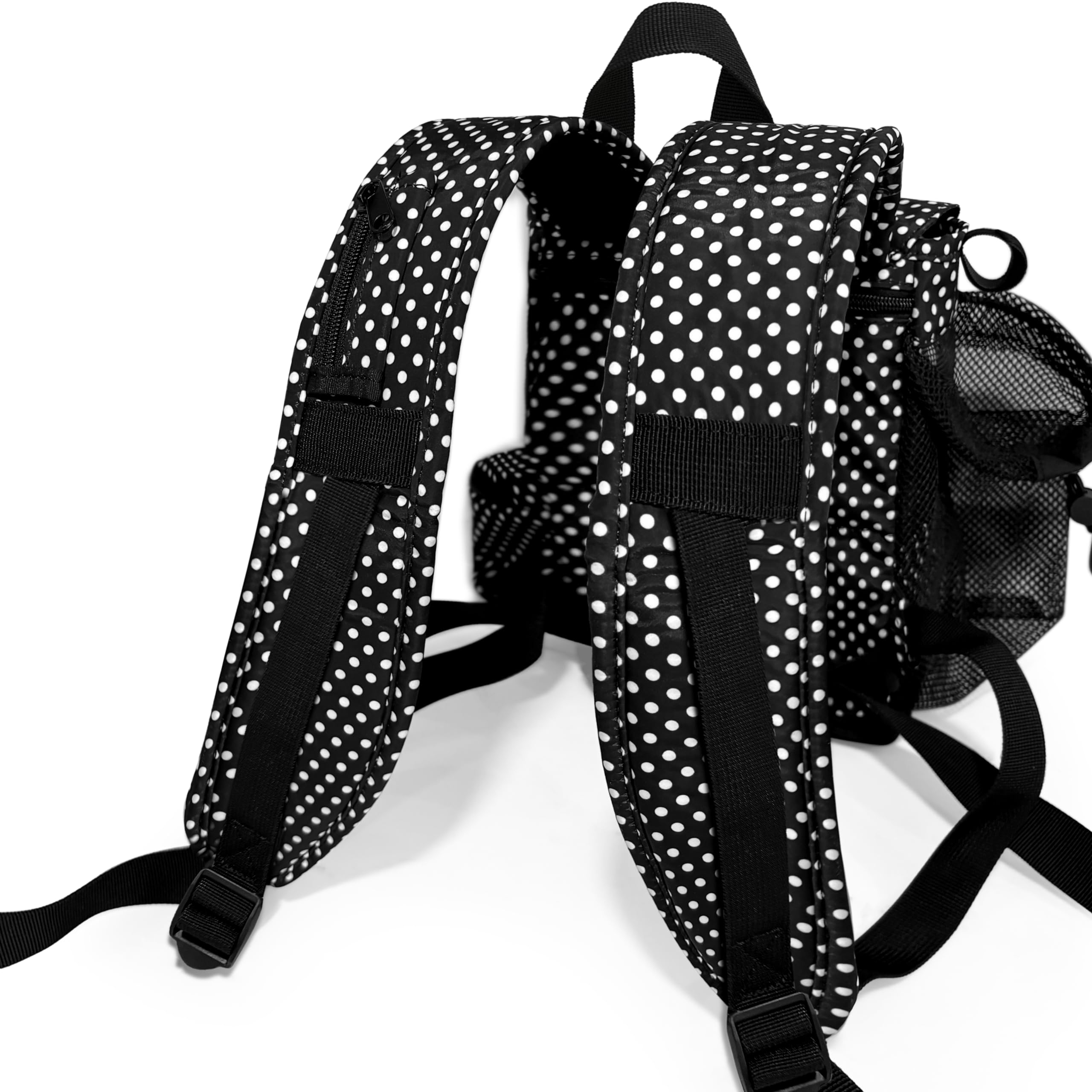 O2TOTES polka-dot battery fit; accommodates single or double batteries.