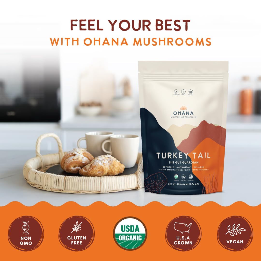 Ohana Turkey Tail smoothie glass demonstrates versatile mix-in for daily routines.