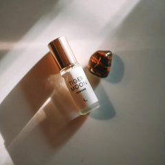 Olivine Atelier Tiger Moon label details emphasize premium aromatherapy notes.