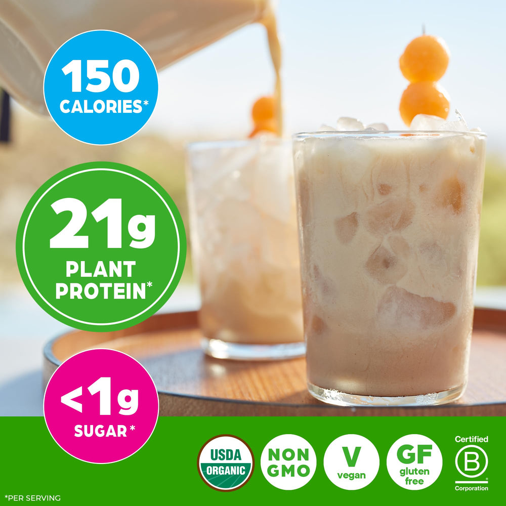 Blended Orgain Horchata shake with banana and almond milk.