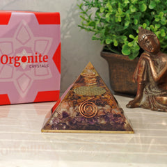 Packaging display of Orgonite Crystal Orgone Iron Will Pyramid for gifting