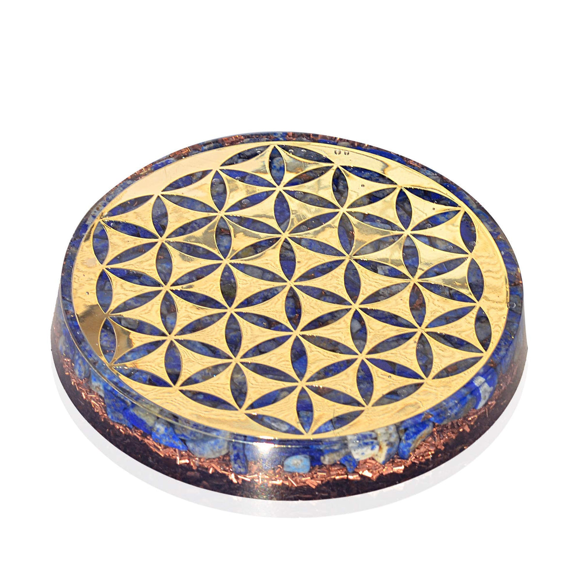 Orgonite Crystal water charging plate with Lapis Lazuli offers protective energy during meditation.