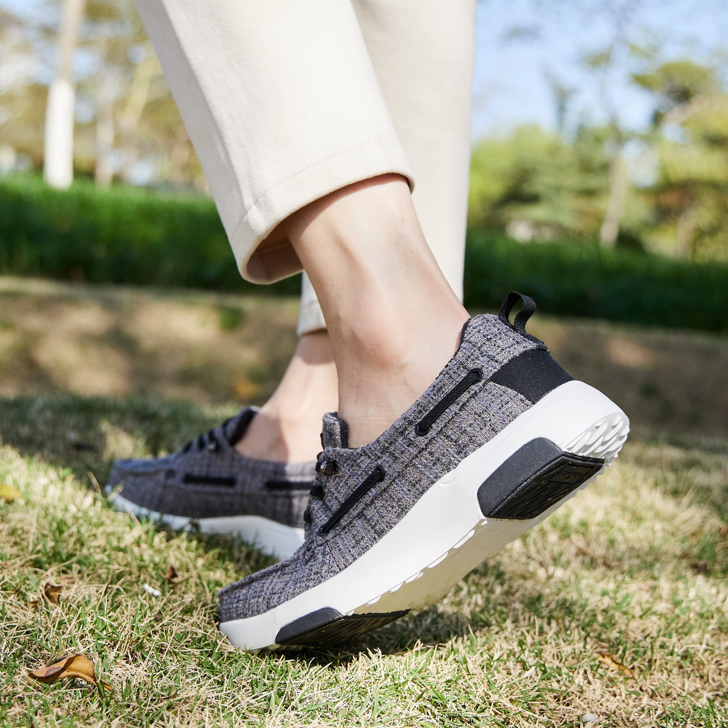 OrthoComfoot slip-on design enables quick wear for busy mornings.