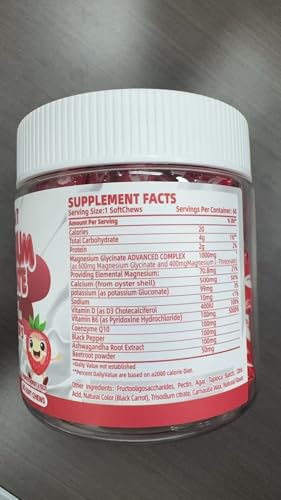 Parhaat strawberry flavor chews packaging close-up for on-the-go wellness.