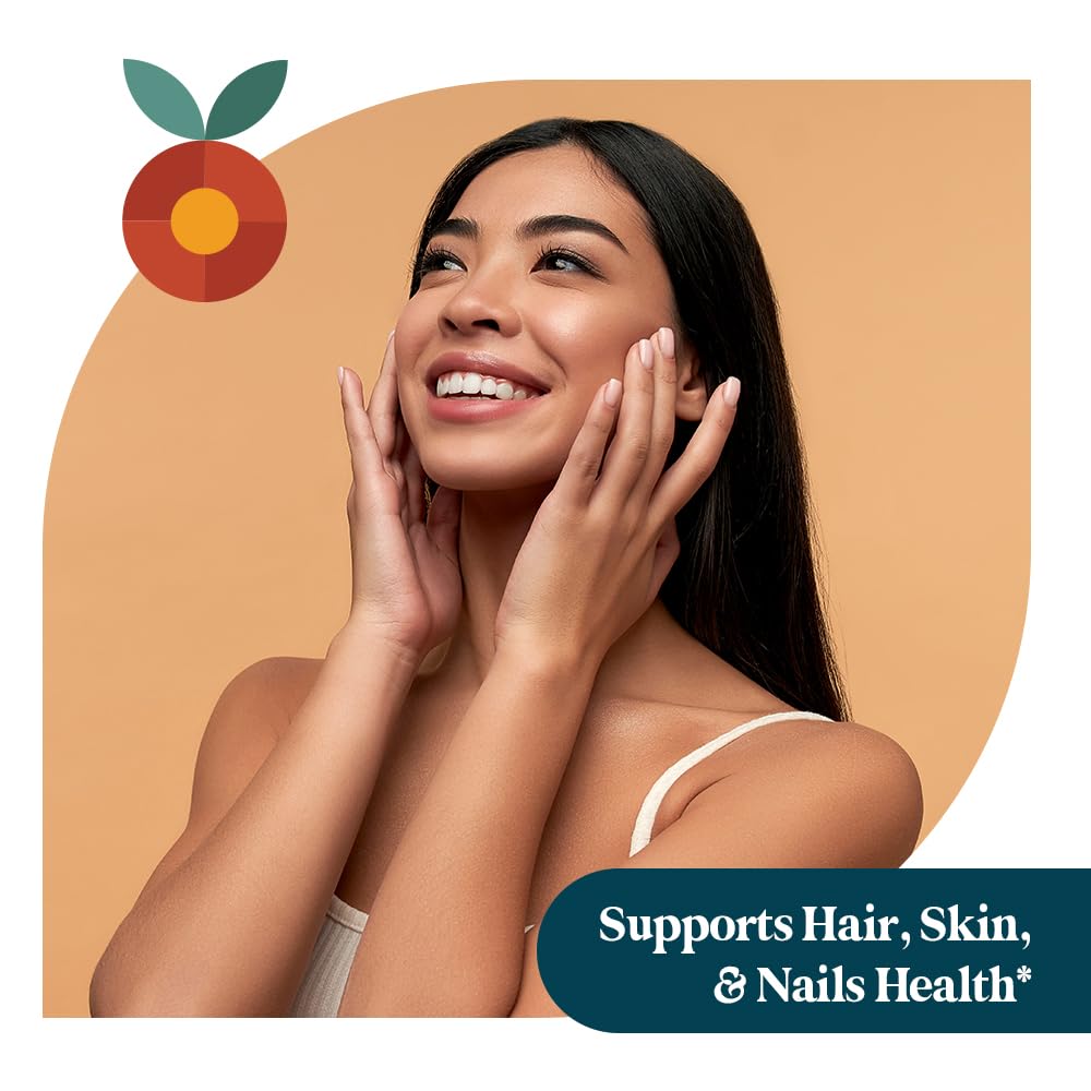 Pattern Wellness collagen powder in smoothie provides convenient hair nails and skin support.