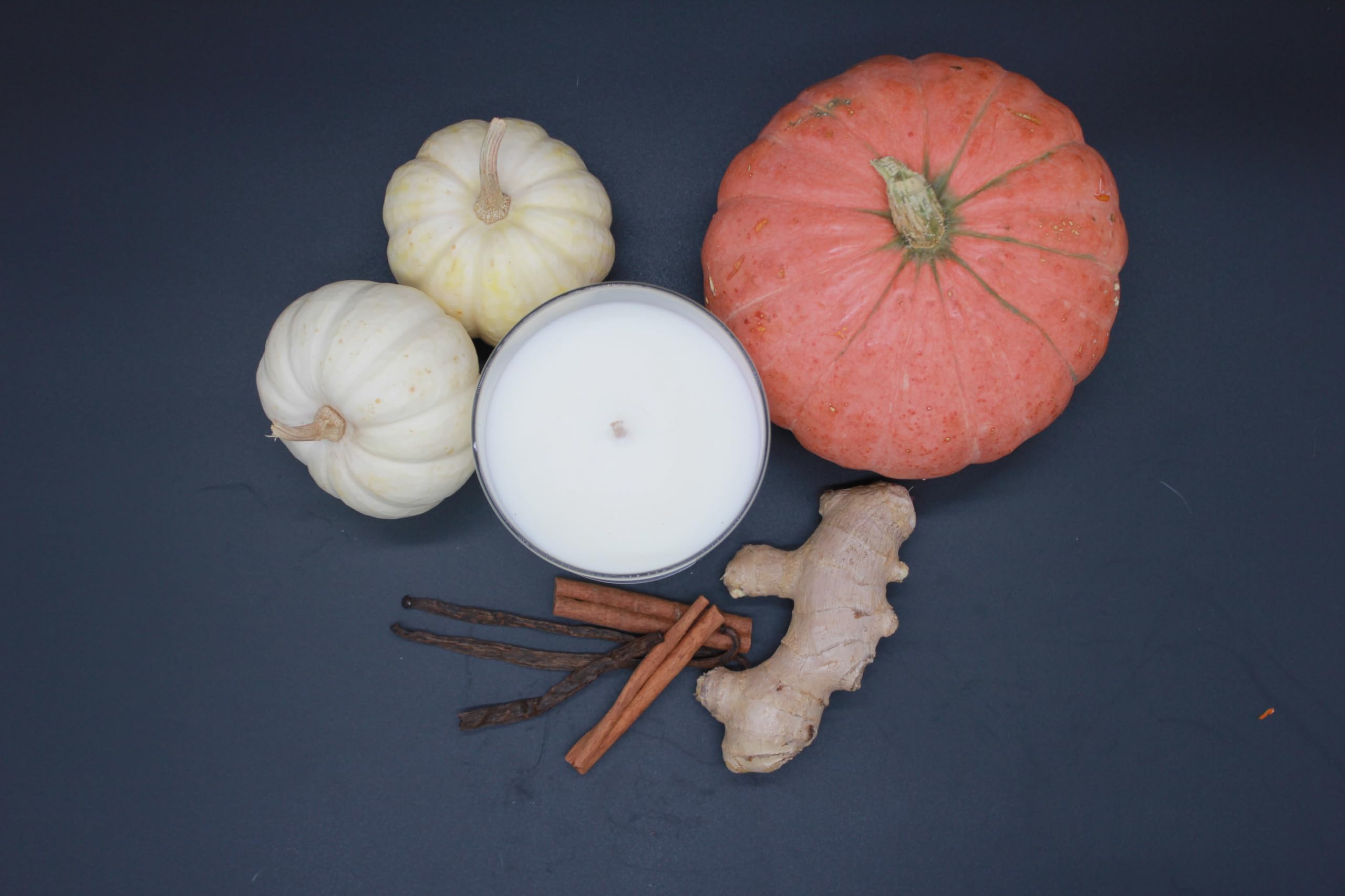 Peripeti Home pumpkin-ginger candle crackling wooden wick adds soothing fireplace ambiance.