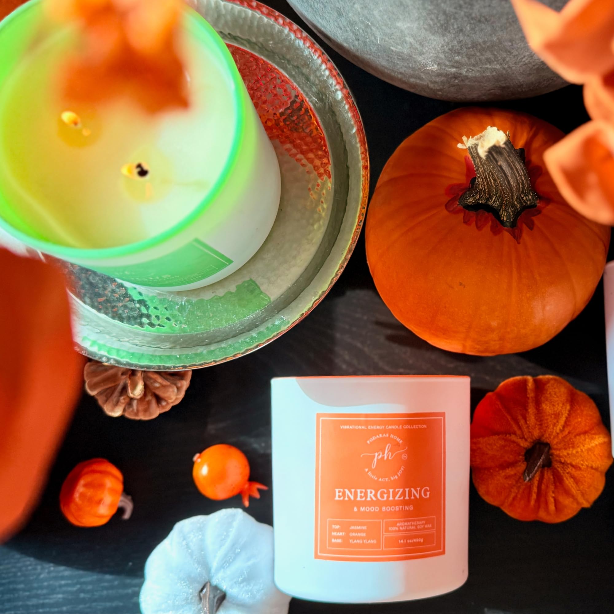 Podaras Home XL candle packaging box shown as a gift option