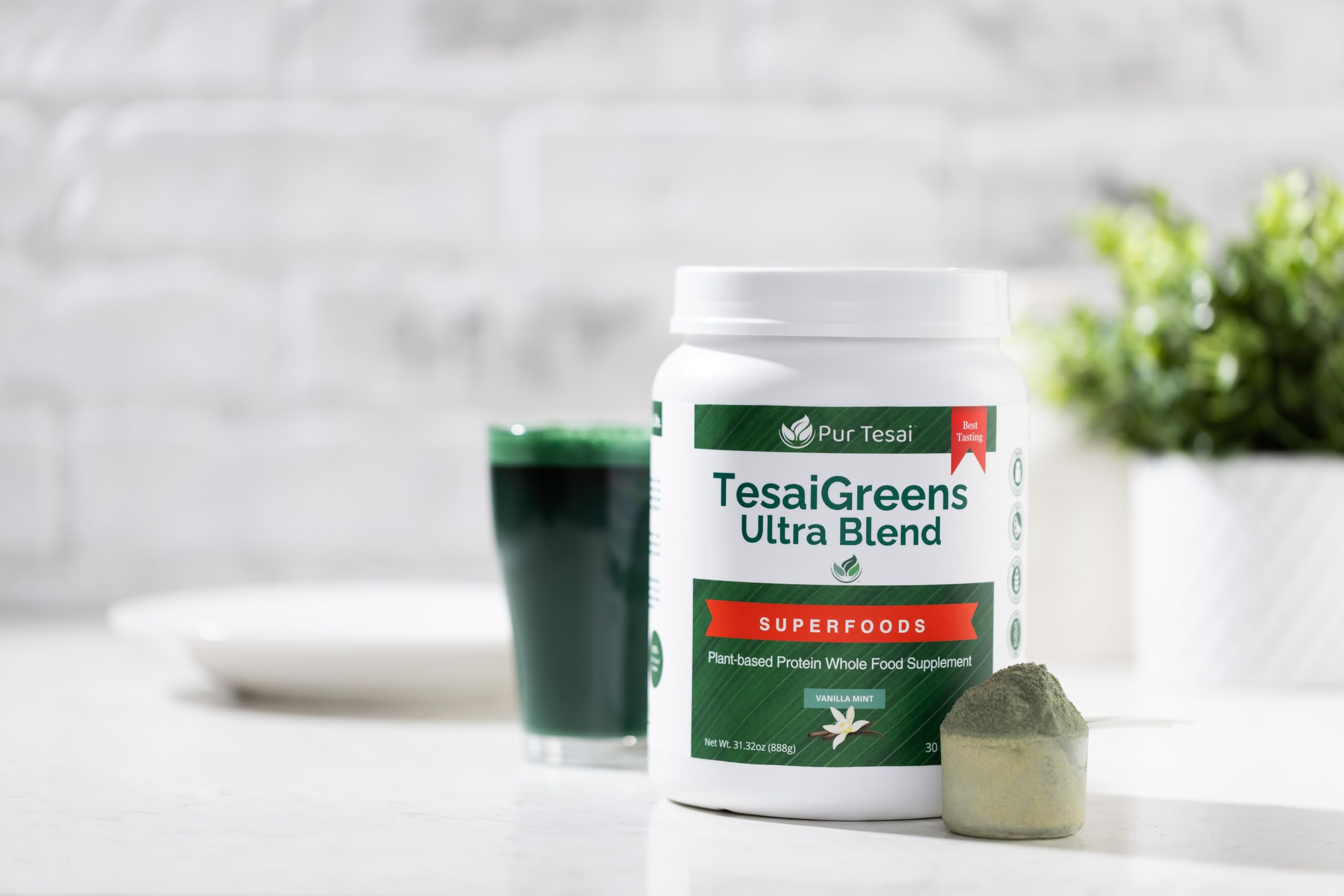 Pur Tesai Greens Ultra Blend scoop beside powder for a quick smoothie boost