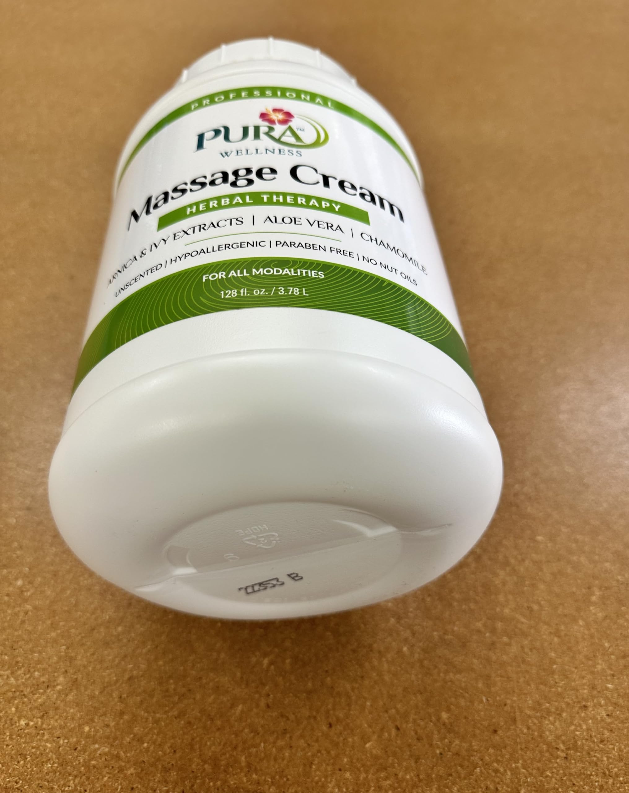 PURA 1st cream compatible with essential oils for customization.