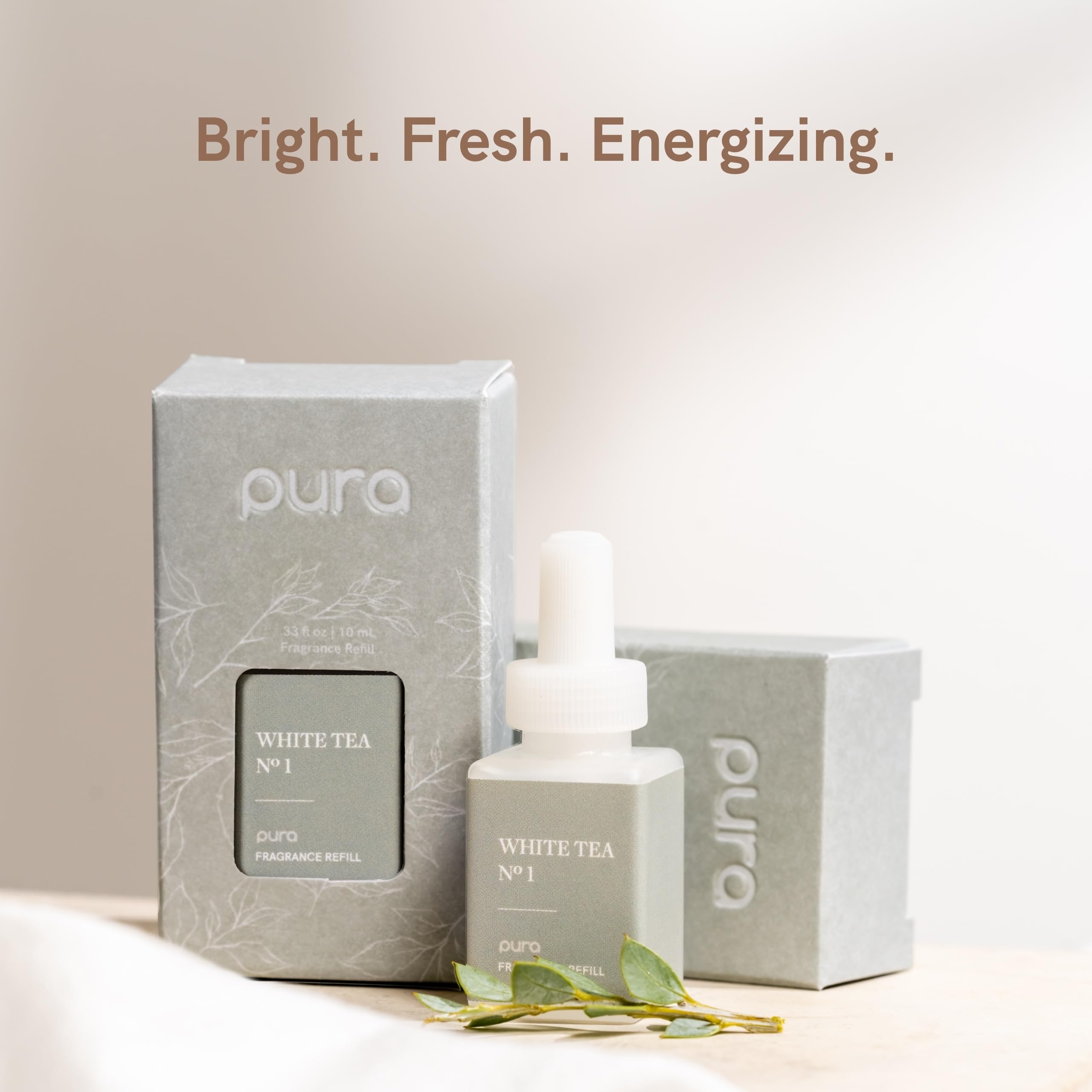 Pura diffuser smart scent detection demonstrating automatic swap.