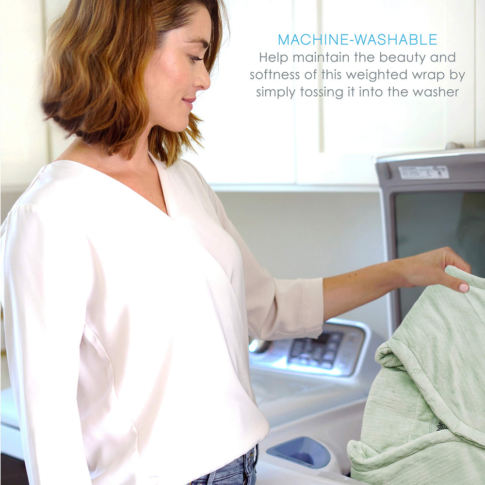 Dual-wrap design provides lightweight, secure fit while relaxing shoulders and upper back.