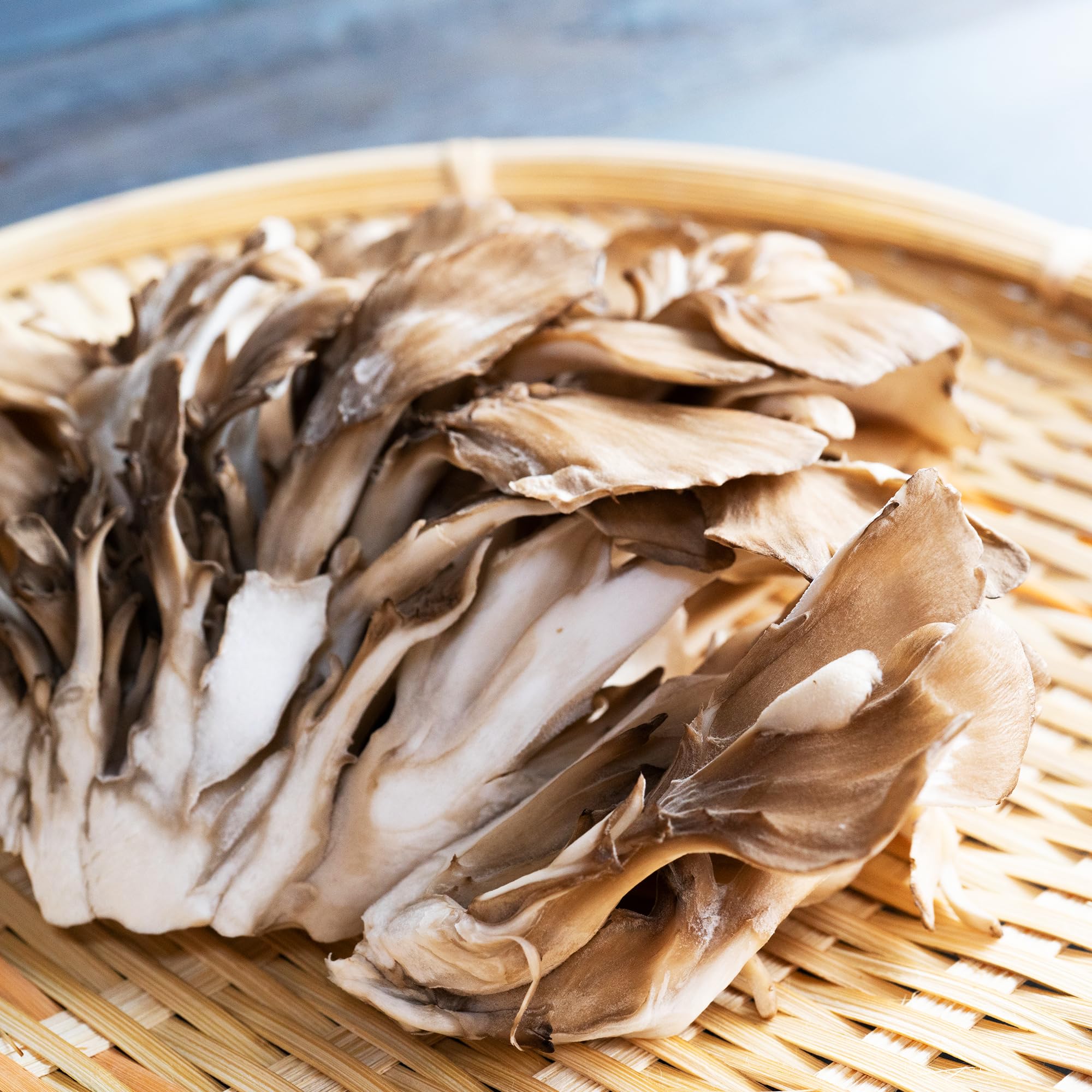Pure Original Ingredients Maitake Mushroom Powder in a kitchen scene.