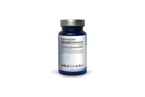 RaDoTech RenoSan capsules poured into hand suggesting convenient kidney cleanse use.