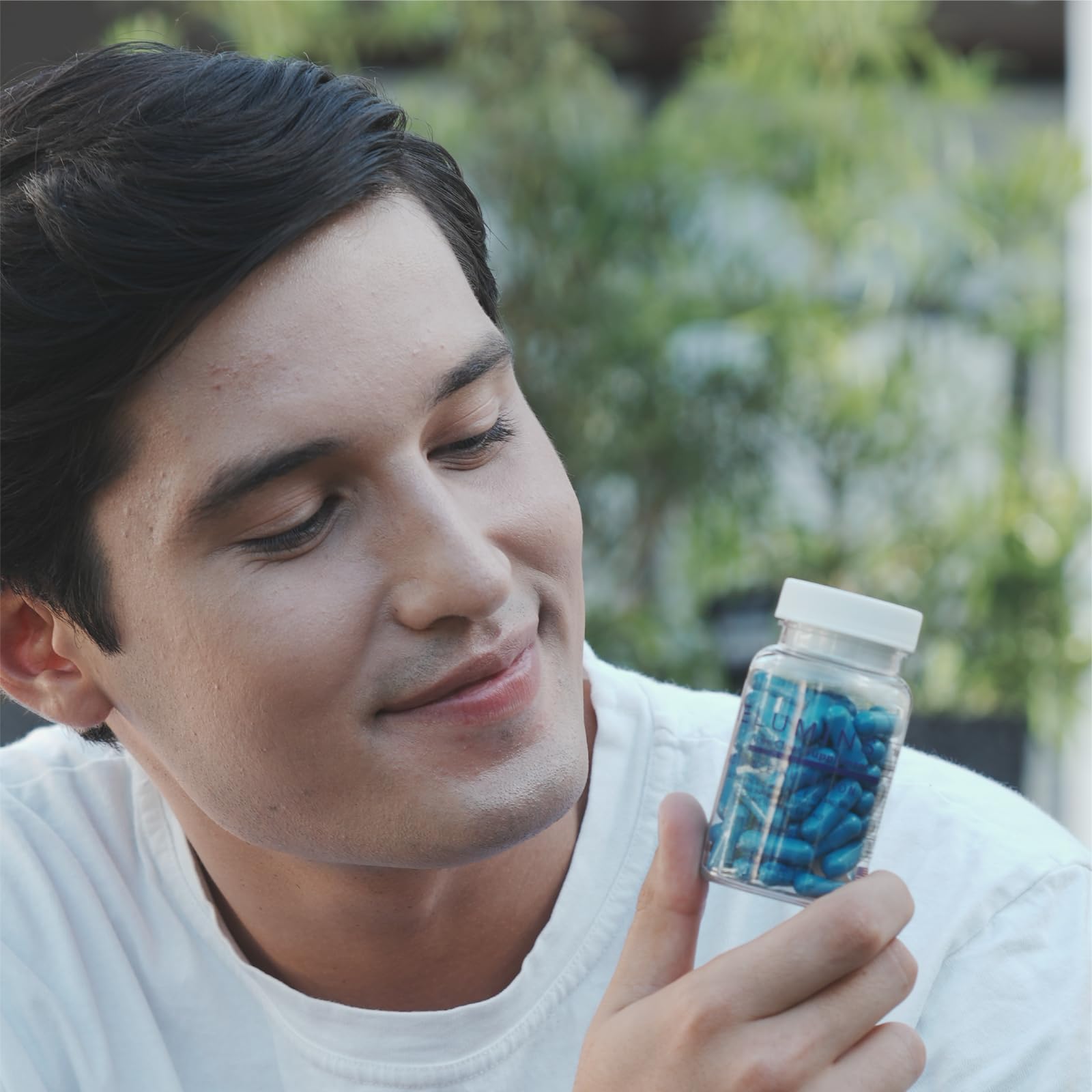 Relumins lactoferrin ingredient image emphasizes skin-supporting balance and cleansing properties