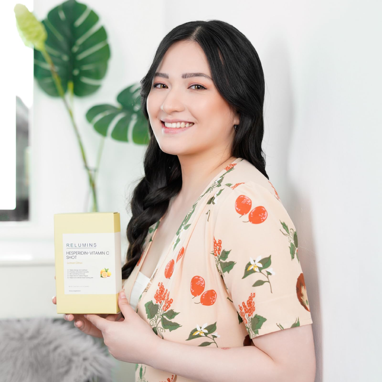 Relumins Vitamin C Shots lemon taste sip shows on-the-go vitality and refreshment.