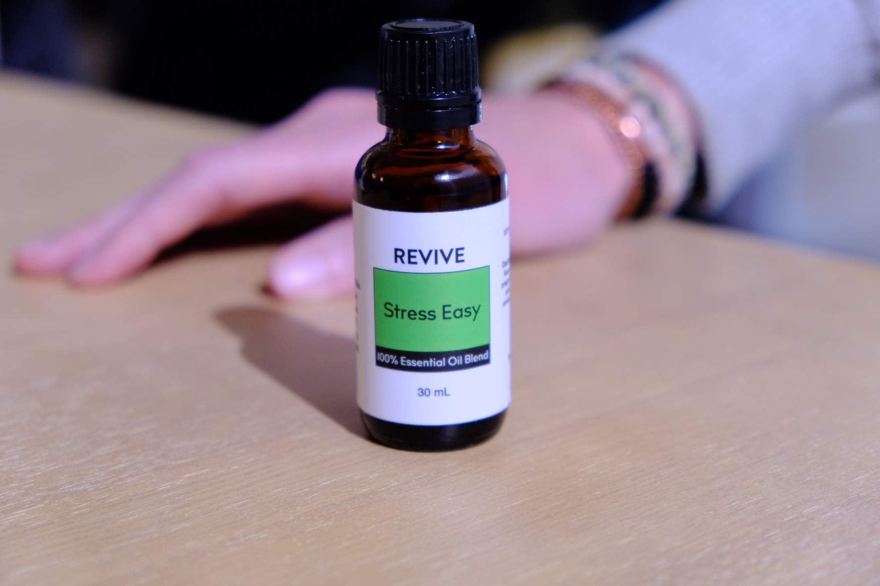 REVIVEEO Stress Easy diffuser in use to scent a room for tranquility.