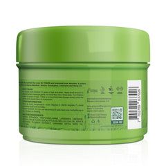 Applying Ross D'Elen gel at home or gym supports comfortable movement.