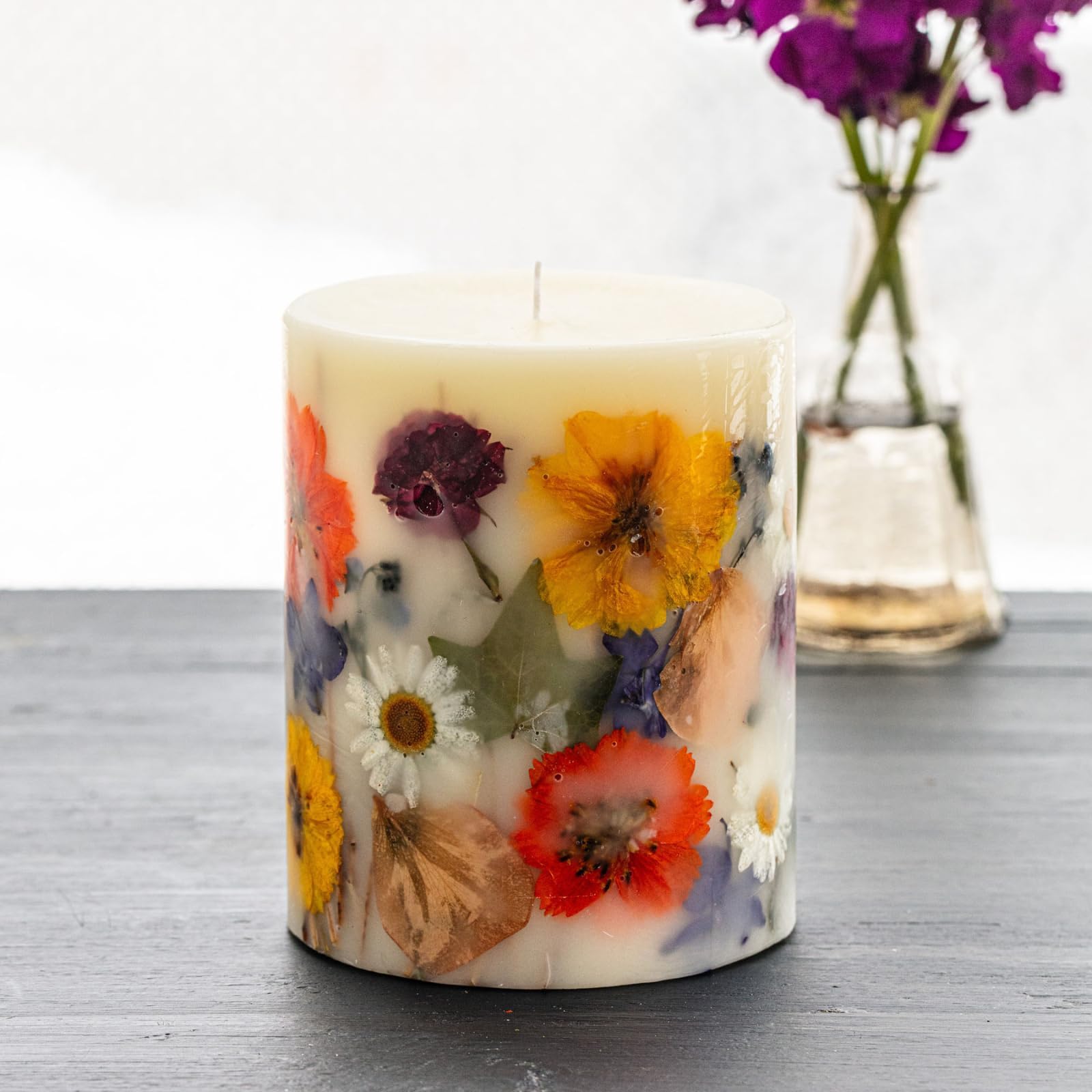 Rosy Rings Essence of Spring bottle showcases hyacinth and honeysuckle aroma for a soothing atmosphere