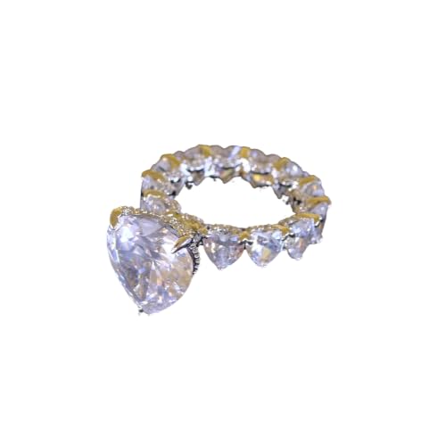 Roxxy Crystals heart ring front view highlighting a diamond-like cubic zirconia centerpiece for elegant occasions.