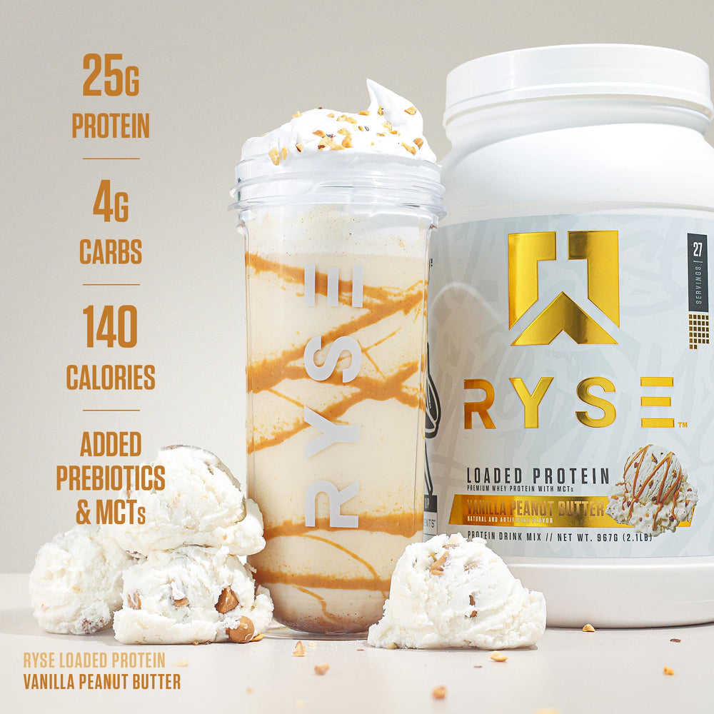 Close-up of blended shake highlighting prebiotic fiber and MCTs for digestion-friendly nutrition.