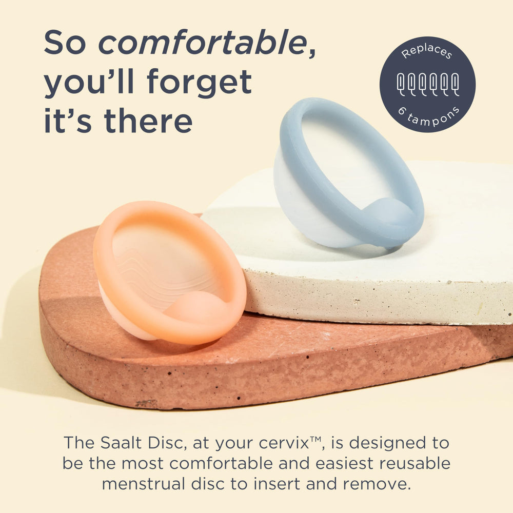 Saalt Menstrual Disc Duo finger notch enables easy insertion and mess-free removal.