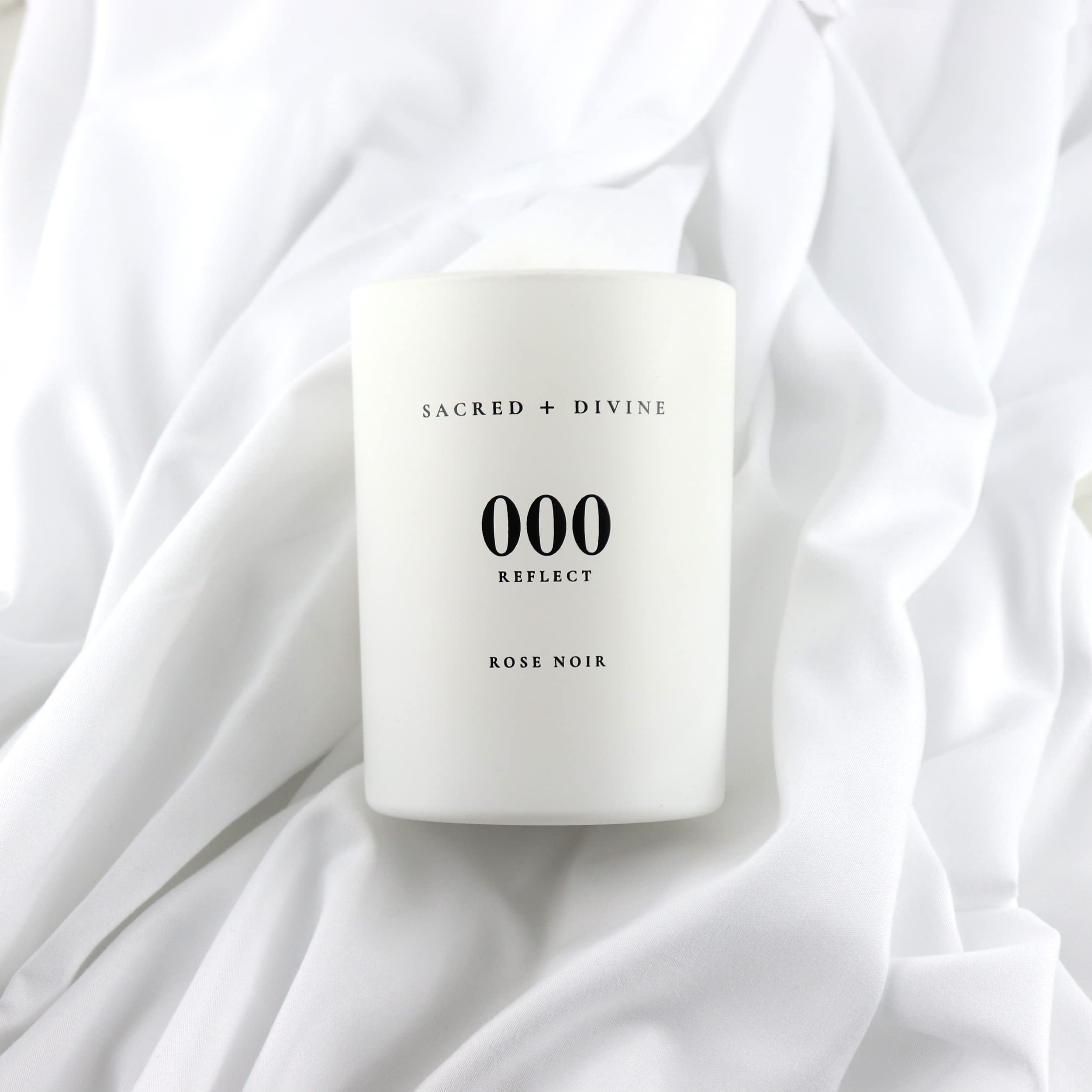 Sacred + Divine 000 tuberose and tonka fragrance detail