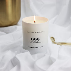 80-hour burn supports extended reflection and mindful planning sessions.