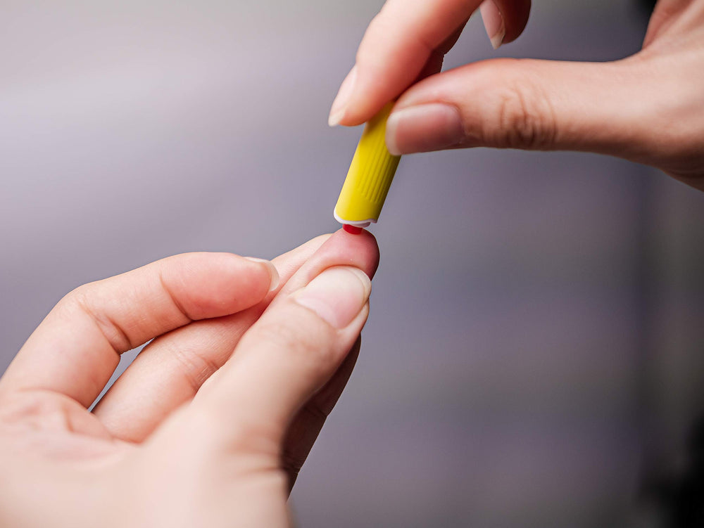 Safeticet lightweight portable lancet for easy home testing