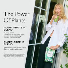 SAKARA Protein and Greens scoop on countertop for quick, convenient nutrition.