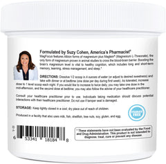 Script Essentials MagFocus mixed berry powder with glass for refreshing flavor.