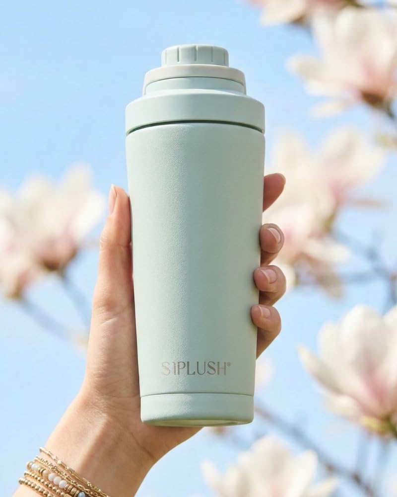 SIPLUSH Paradise Shaker Bottle lid showing twist-off cap for spill-free use