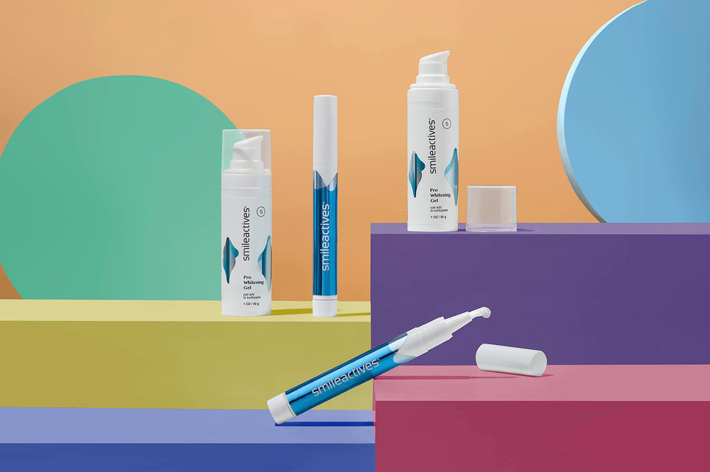 Smileactives daily brushing with whitening gel promotes a brighter smile