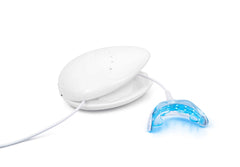 Smileactives Prolite flexible mouthpiece contouring for comfortable whitening sessions.