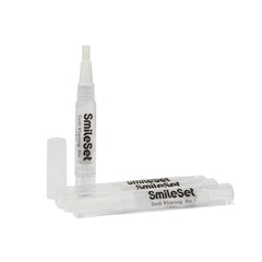 Close-up of SmileSet whitening pen brush-tip for precise application