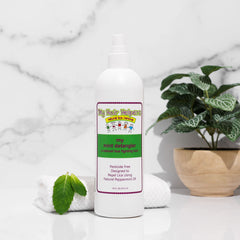 Smoothing conditioner for thick curly hair and fine hair in a kid-friendly formula.