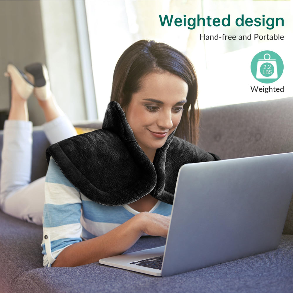Snailax machine-washable fabric keeps pad clean after use.