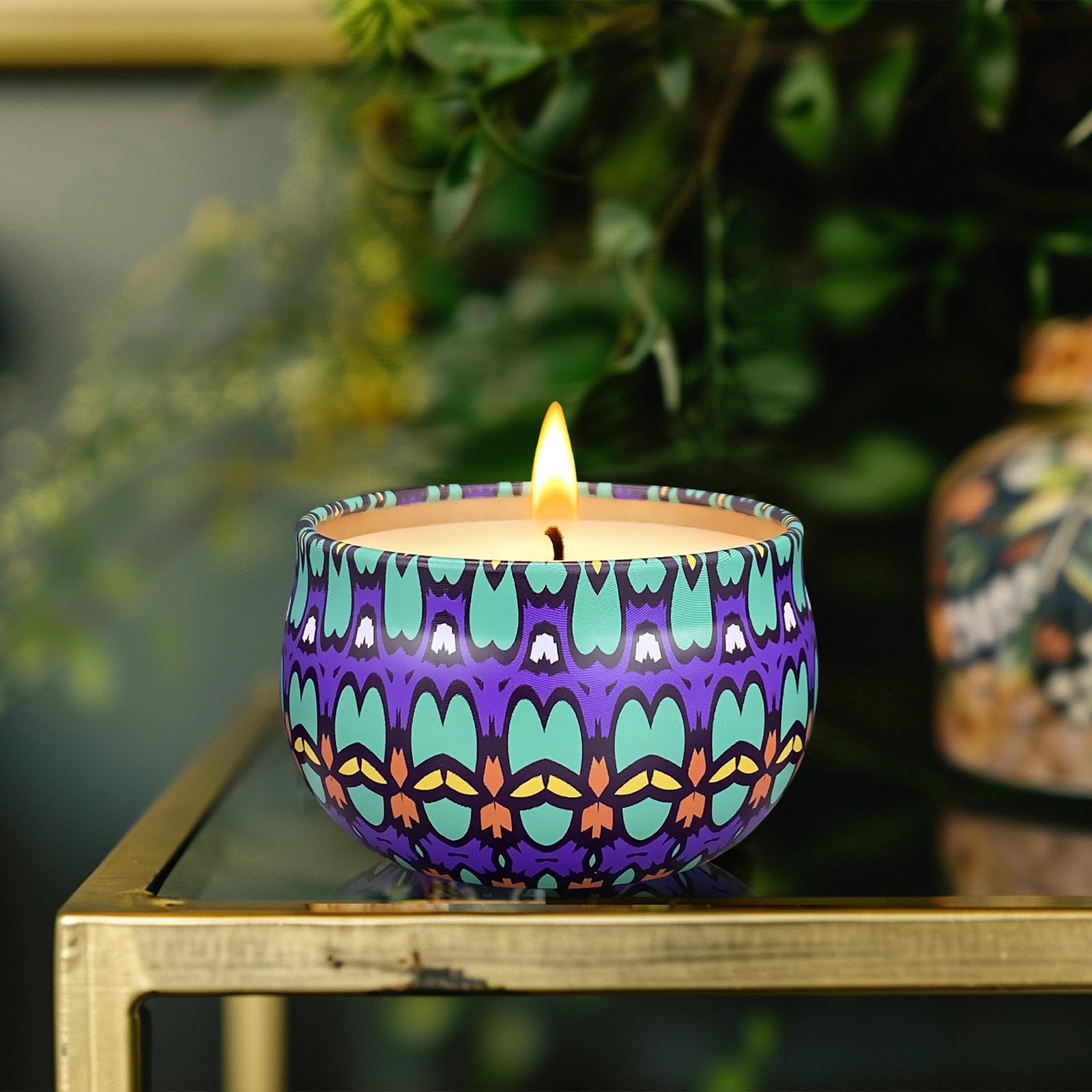 Gift-ready Soyyla packaging simplifies gifting for birthdays or housewarmings.