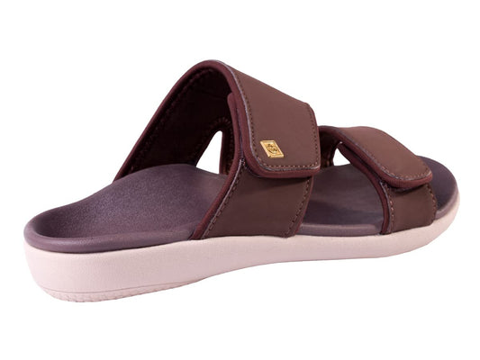 Spenco Kholo Nuevo sandal upper with adjustable strap for a customizable fit.