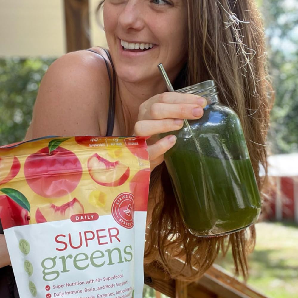 Sprigs Super Greens scoop showing easy mix with water or smoothie for everyday vitality