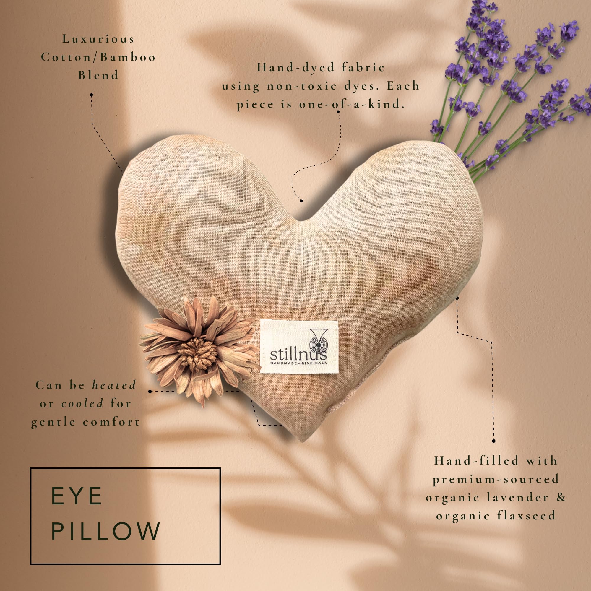 Stillnus organic lavender and flaxseed filling close-up emphasizes a soothing weighted feel.