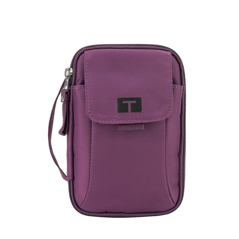 Sugar Medical Tandem supply case with insulated pocket keeps insulin cool on the go.