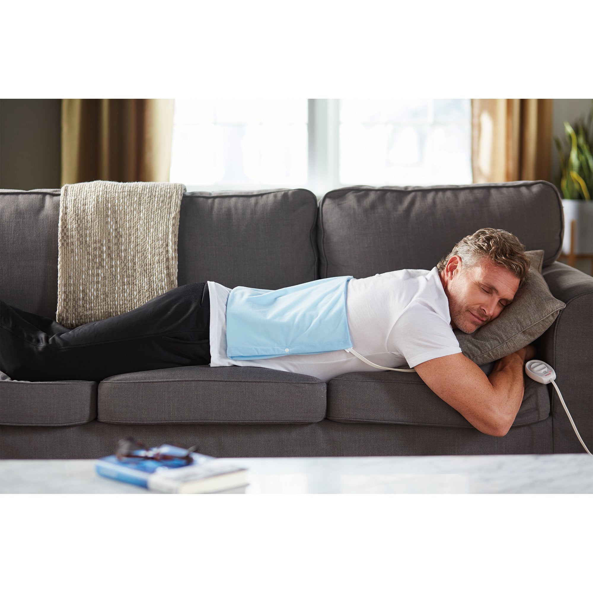 Sunbeam pad includes 2-hour auto-off for safety.