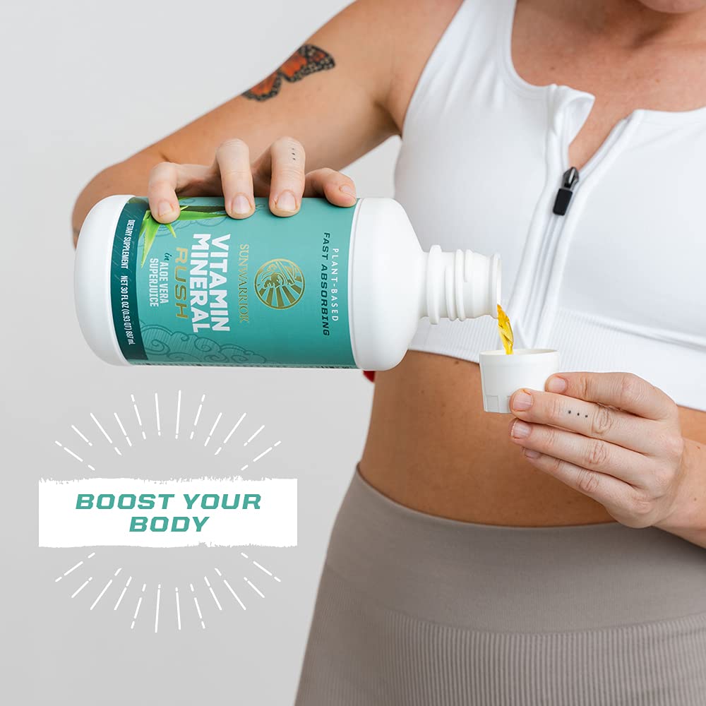 Sunwarrior Aloe Vera close-up emphasizes natural hydration benefits