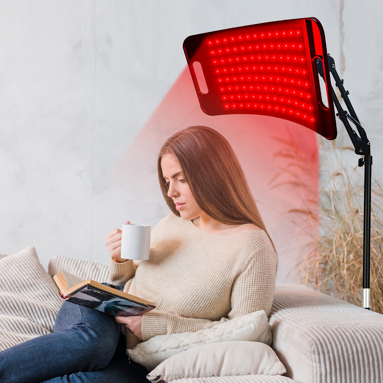 Swirise LED close-up highlighting 660nm red and 850nm NIR spectrum