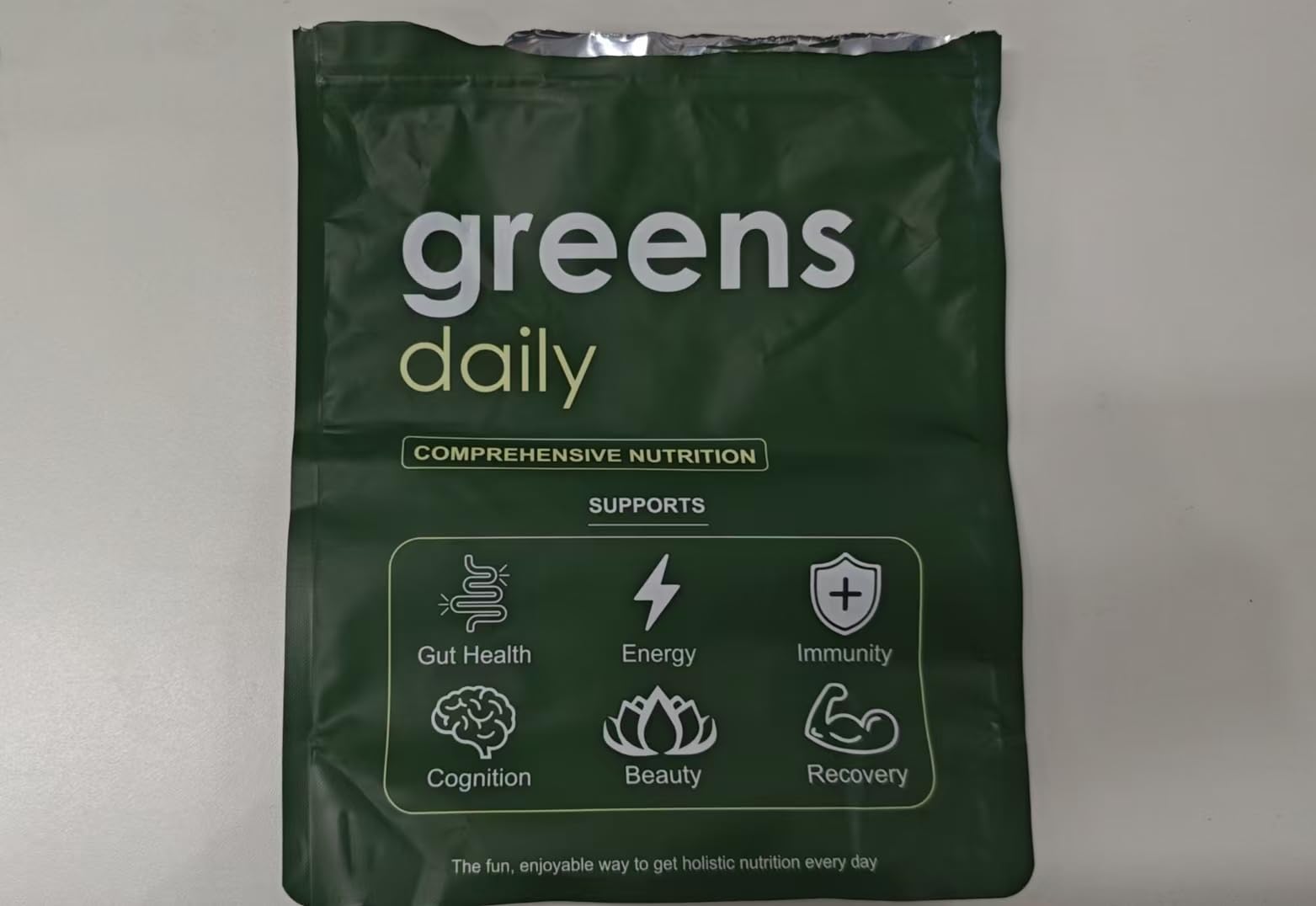 TOGOLIUN Greens Gummies colorful collection supports daily routine variety