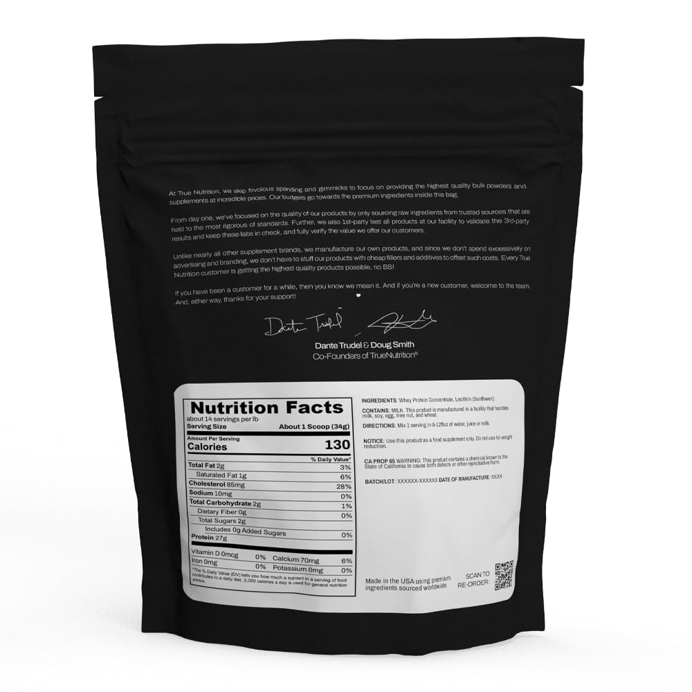 Whey concentrate powder close-up highlighting fine texture.