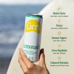Pouring üm Raspberry drink for a refreshing, energizing moment